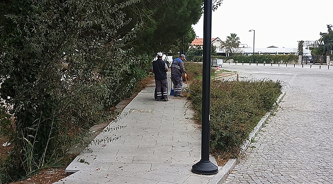KENT GENELİNDE TEMİZLİK ÇALIŞMALARI ARALIKSIZ DEVAM EDİYOR