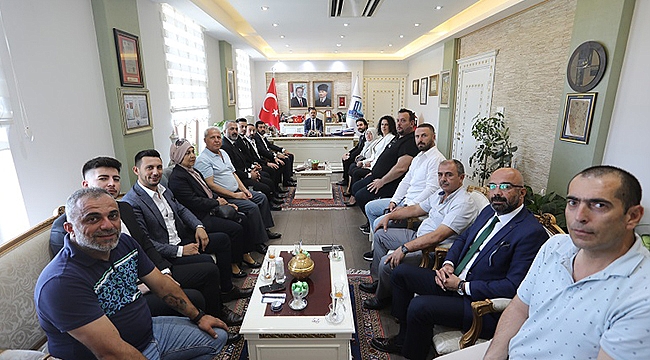 MHP İL BAŞKANLIĞI YENİ YÖNETİMİNDEN VALİ AKTAŞ'A ZİYARET