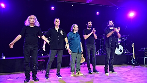 MOĞOLLAR'DAN ANLAMLI KONSER