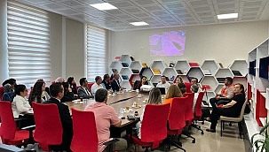 TEMİZLİK VE ÇEVRE TEMALI EĞİTİMLER SÜRÜYOR