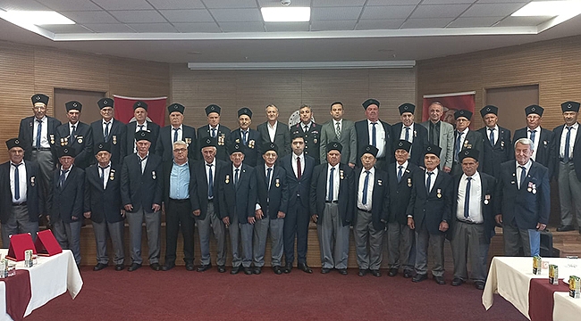 TRUVA BAKIR'DAN BÜYÜK JEST