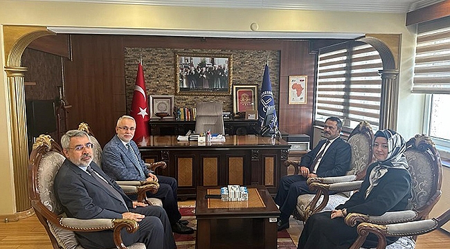 VALİ AKTAŞ'TAN MÜFTÜLÜĞE CAMİLER HAFTASI ZİYARETİ