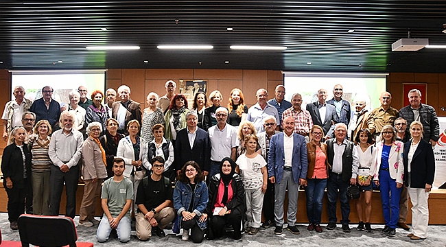 YEREL YÖNETİMLER PANELİ BÜYÜK İLGİ GÖRDÜ