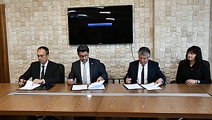 YEŞİL BİNAYA SANATLA ÇEVRECİ BİR DOKUNUŞ İÇİN İMZALAR ATILDI