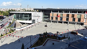  "100. YIL CUMHURİYET MEYDANI" 