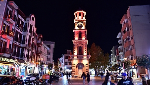 FARKINDALIK İÇİN TURUNCU IŞIKLAR YAKILDI