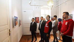 "HİLAL-İ AHMER'DEN TÜRK KIZILAY'INA ÇANAKKALE" SERGİSİ AÇILDI