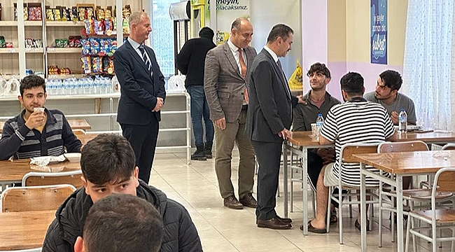 "KERİME SULTAN ERKEK ÖĞRENCİ YURDUNDA ÖĞRENCİLERİMİZLE BİR ARADAYIZ"