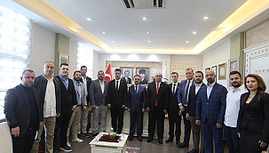 TOBB ÇANAKKALE GENÇ GİRİŞİMCİLER KURULU YENİ YÖNETİMİNDEN VALİ AKTAŞ'A ZİYARET