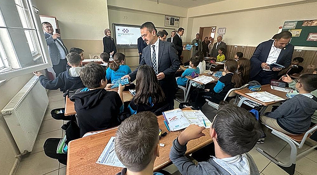 VALİ AKTAŞ, BALIKLIÇEŞME VE KOZÇEŞME OKULLARINI ZİYARET ETTİ