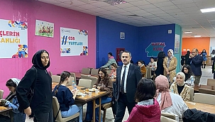 VALİ AKTAŞ, KIZ ÖĞRENCİ YURTLARINDA ÖĞRENCİLERLE BİR ARAYA GELDİ