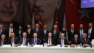 AK PARTİ'DE ÖNEMLİ VİRAJ