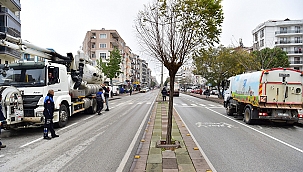 ATATÜRK CADDESİNDE GENEL TEMİZLİK ÇALIŞMASI GERÇEKLEŞTİRİLDİ