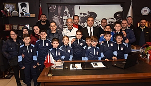 BAŞKAN VEKİLİ ARSLAN, ÇANLI MİNİK SPORCULARLA BULUŞTU