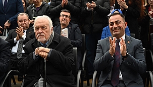 BİGA KİTAP FESTİVALİ'NE İLBER ORTAYLI İLE MUHTEŞEM AÇILIŞ