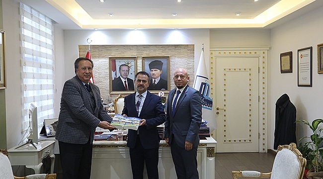 ÇOMÜ ZİRAAT FAKÜLTESİ DEKANI VALİ AKTAŞ'I ZİYARET ETTİ