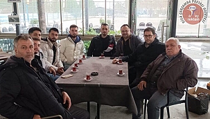 GENÇ FENERBAHÇELİLER'DEN YÖNETİME ZİYARET