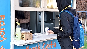 ÖĞRENCİLER İÇİN GÜNE SICAK BİR BAŞLANGIÇ