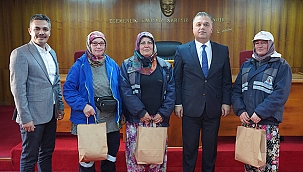 "YÜZÜMÜZ HEP GÜLÜYOR"