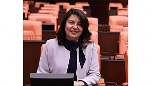 AK PARTİ'NİN BELEDİYE BAŞKAN ADAYI JÜLİDE İSKENDEROĞLU