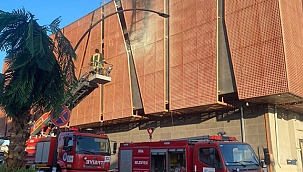 BİGA ALIŞVERİŞ MERKEZİNDE YANGIN!