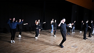 ÇANAKKALE DANS TOPLULUĞU KURULDU