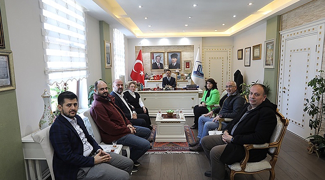 EĞİTİM BİR-SEN ÇANAKKALE 2 NOLU ŞUBE YENİ YÖNETİMİ VALİ AKTAŞ'I ZİYARET ETTİ