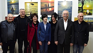 BAŞKAN GÖKHAN FOTOĞRAF SERGİSİNE KATILDI