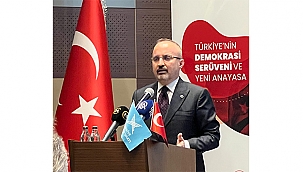 "BUGÜN HALEN YAZARLIK YAPANLARDAN UTANIYORUM"