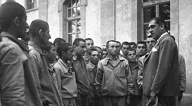 "CUMHURİYET EĞİTİM DEVRİMİ'NİN MİLLİ EĞİTİM BAKANI HASAN ALİ YÜCEL"