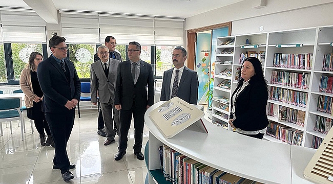 VALİ AKTAŞ, MEHMET AKİF ERSOY İL HALK KÜTÜPHANESİNİ ZİYARET ETTİ