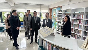 VALİ AKTAŞ, MEHMET AKİF ERSOY İL HALK KÜTÜPHANESİNİ ZİYARET ETTİ