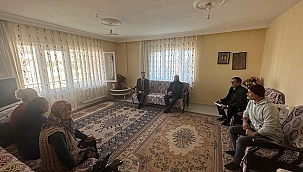 VALİ AKTAŞ'TAN DEPREMİN YILDÖNÜMÜNDE DEPREMZEDE AİLELERE ANLAMLI ZİYARET