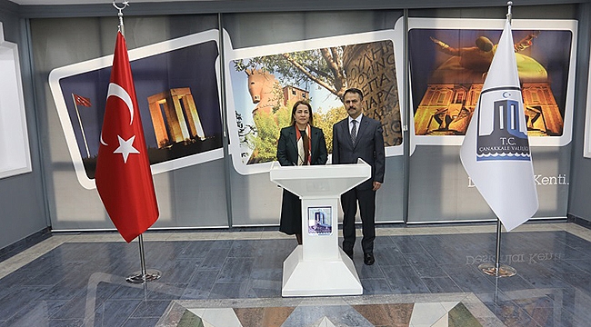 AİLE VE SOSYAL HİZMETLER BAKAN YARDIMCISI ÇANAKKALE VALİLİĞİNİ ZİYARET ETTİ