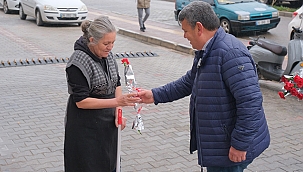 AKSU'DAN 8 MART KUTLAMASI