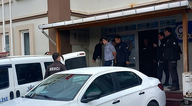 ANNESİNİ ÖLDÜREN ŞAHIS ADLİYEYE SEVK EDİLDİ!