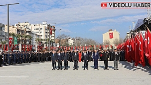ÇANAKKALE DENİZ ZAFERİ PROGRAMI CUMHURİYET MEYDANI'NDAKİ TÖRENLE BAŞLADI