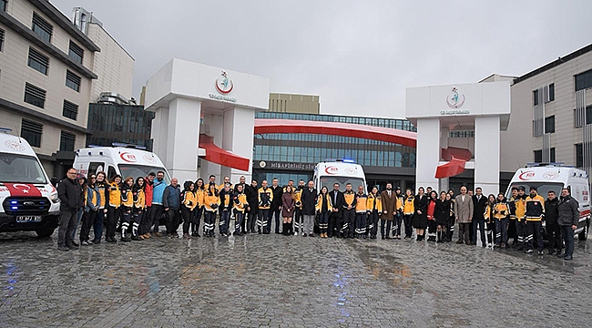 ÇANAKKALE'YE 5 YENİ AMBULANS