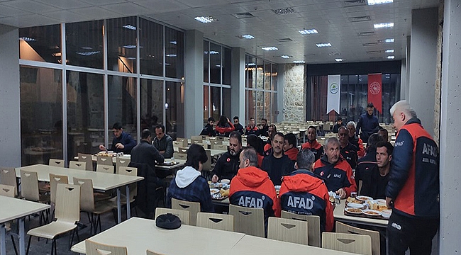 VALİ AKTAŞ İFTARI AFAD ARAMA KURTARMA EKİPLERİYLE YAPTI