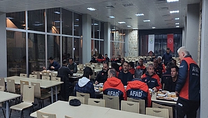 VALİ AKTAŞ İFTARI AFAD ARAMA KURTARMA EKİPLERİYLE YAPTI