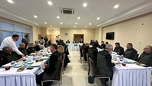 VALİ AKTAŞ İFTARINI ORMAN TEŞKİLATI İLE YAPTI