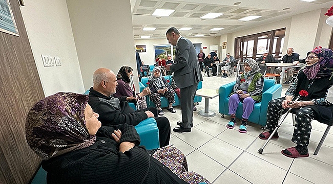 VALİ AKTAŞ, YAŞLILARA SAYGI HAFTASI NEDENİYLE HUZUREVİNİ ZİYARET ETTİ