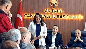 AK PARTİ'DE BAYRAMLAŞMA 