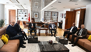 CHP HEYETİNDEN BAŞKAN ERKEK'E ZİYARET