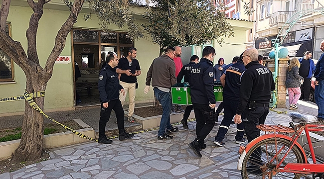 KURŞUNLU CAMİİ'NDE İNTİHAR!