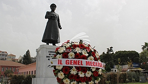 MECLİS ÖNCESİ ÇELENK SUNMA TÖRENİ