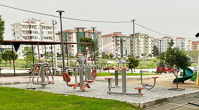 PARK YAPIM VE YENİLEME ÇALIŞMALARI DEVAM EDİYOR