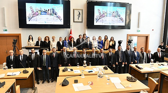 YENİ DÖNEM BELEDİYE MECLİSİ'NİN İLK TOPLANTISI GERÇEKLEŞTİRİLDİ
