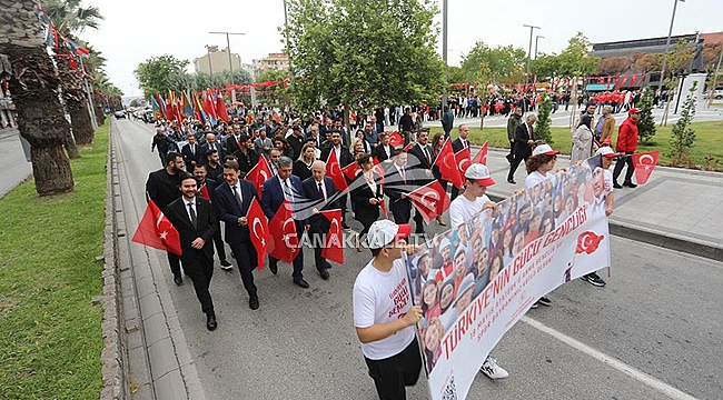 19 MAYIS ATATÜRK'Ü ANMA, GENÇLİK VE SPOR BAYRAMI ÇANAKKALE'DE COŞKUYLA KUTLANDI