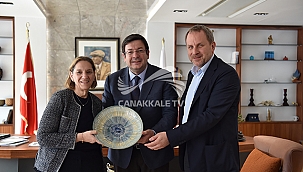 BAŞKAN ERKEK, KONUKLARINI AĞIRLADI